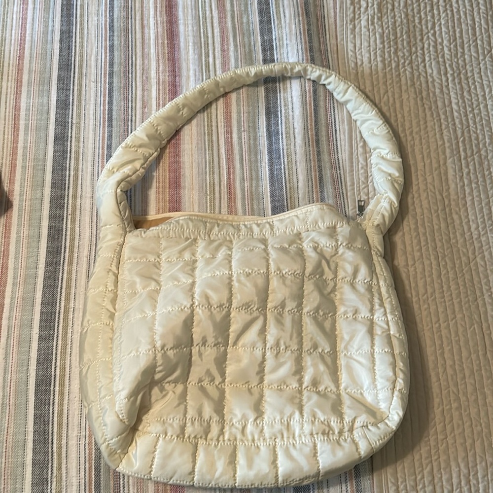 White puffer purse